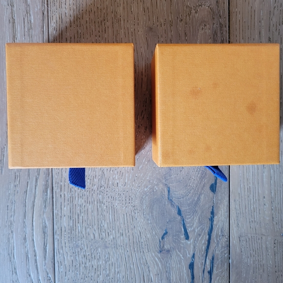 💯 AUTHENTIC ✨️ Louis Vuitton Empty MINI Gift Boxes and Ribbon Set 🎁 - Picture 5 of 13